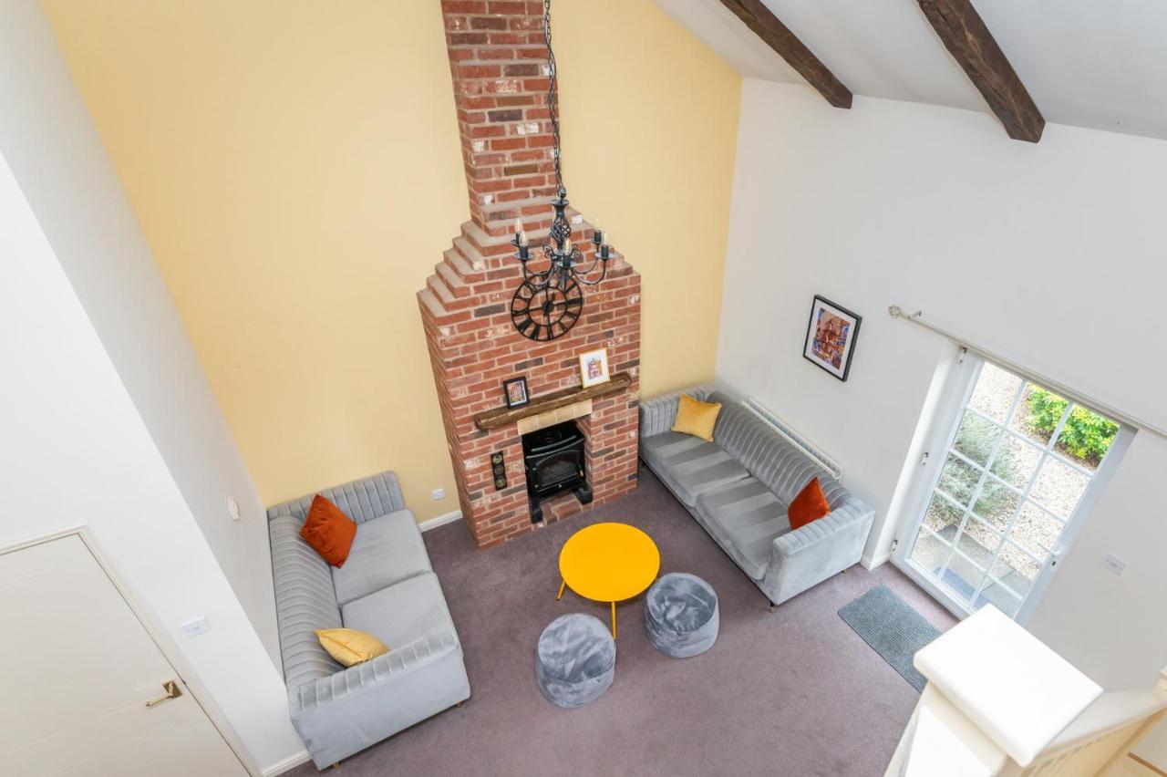Pass The Keys Charming Cottage Near Clifton Moor York Exterior photo